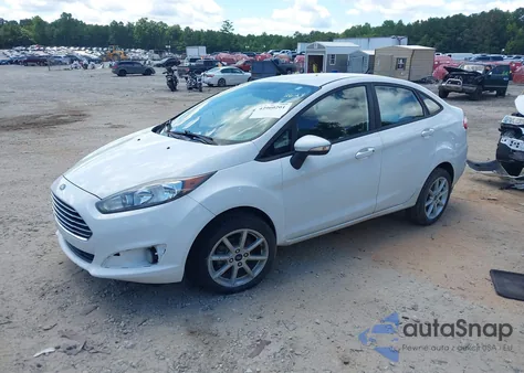 2015 Ford Fiesta Se из США, поврежденный, VIN 3FADP4BJ8FM132624